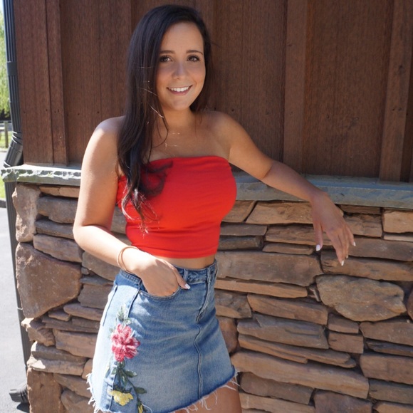 Meet your Posher, Dee - Picture 1 of 1